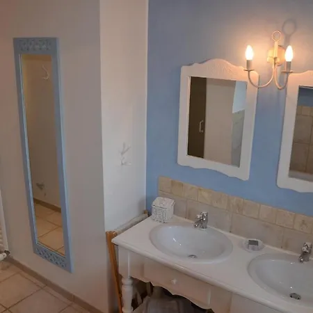 Le Vieil Holiday home *